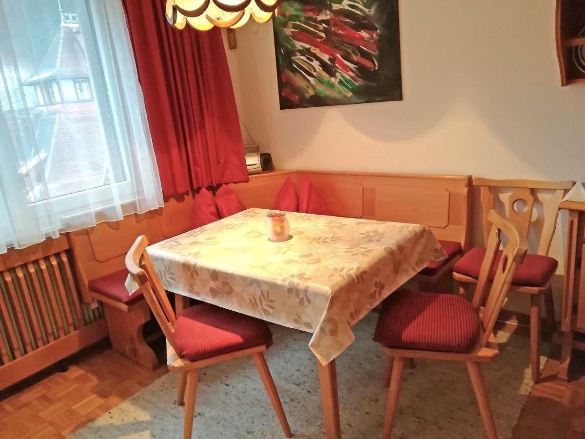 Ferienwohnung Angelika シュルンス エクステリア 写真